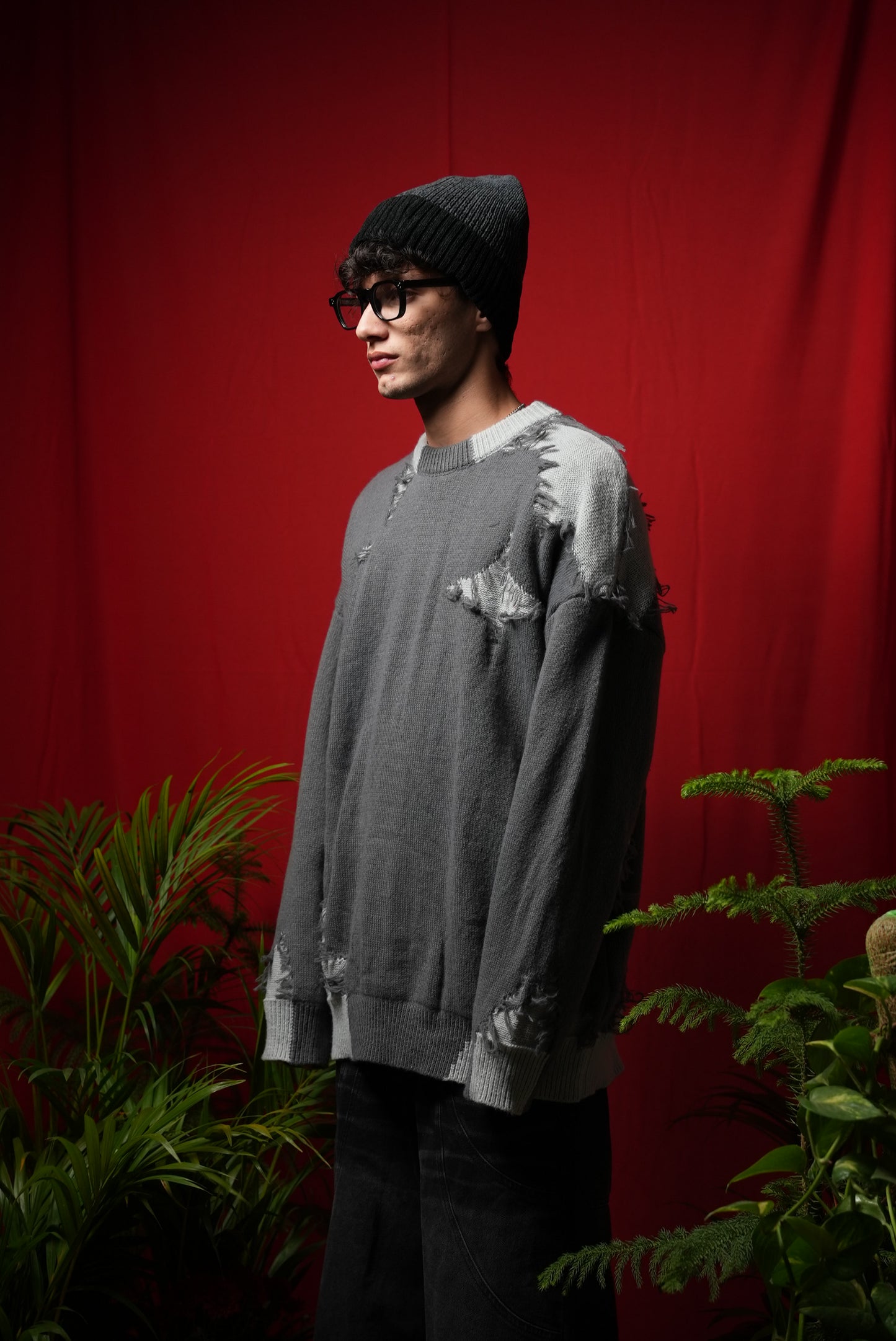 DISTRESSED ITALIAN SWEATSHIRT