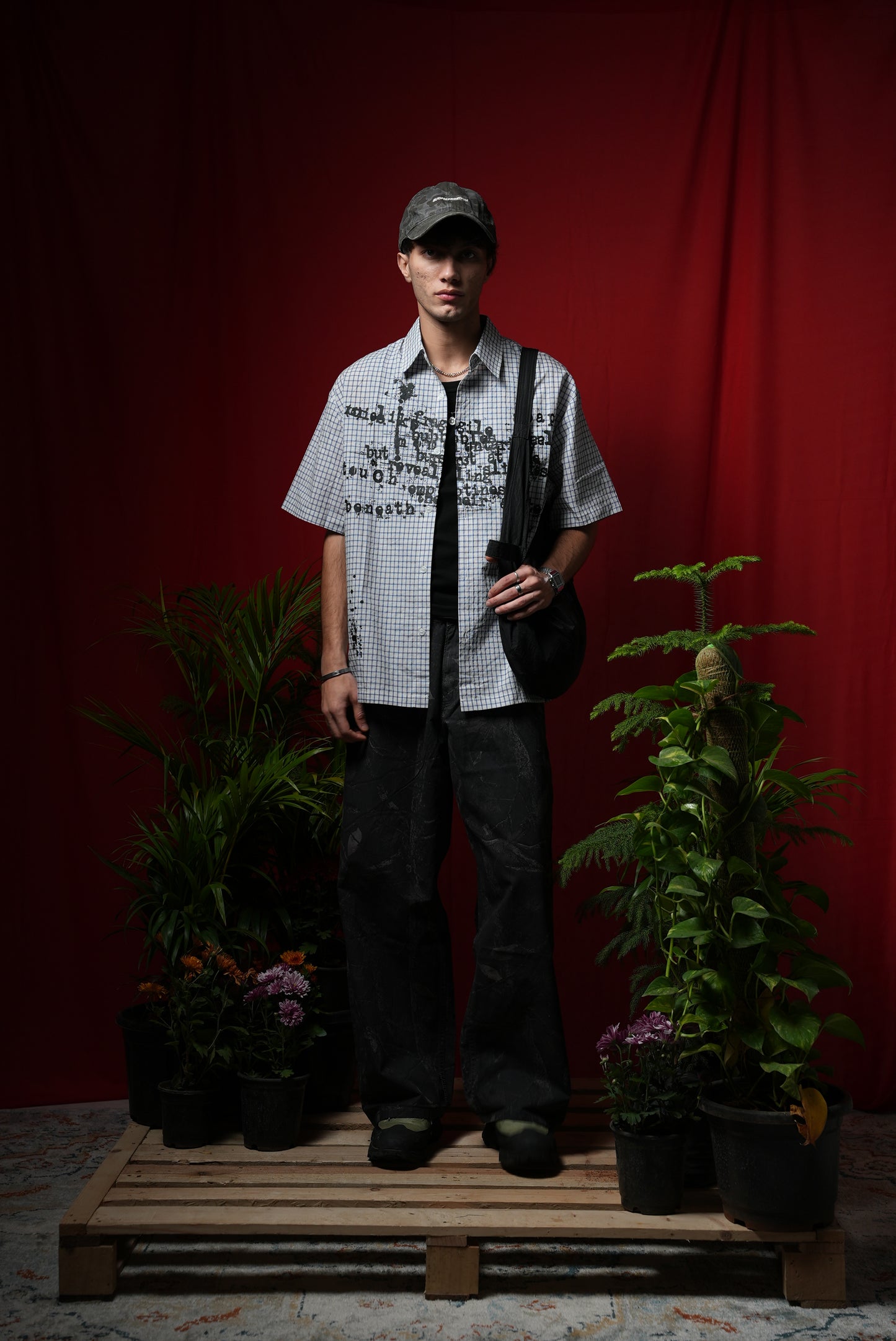 THE DISTORTED PRINTED SHIRT