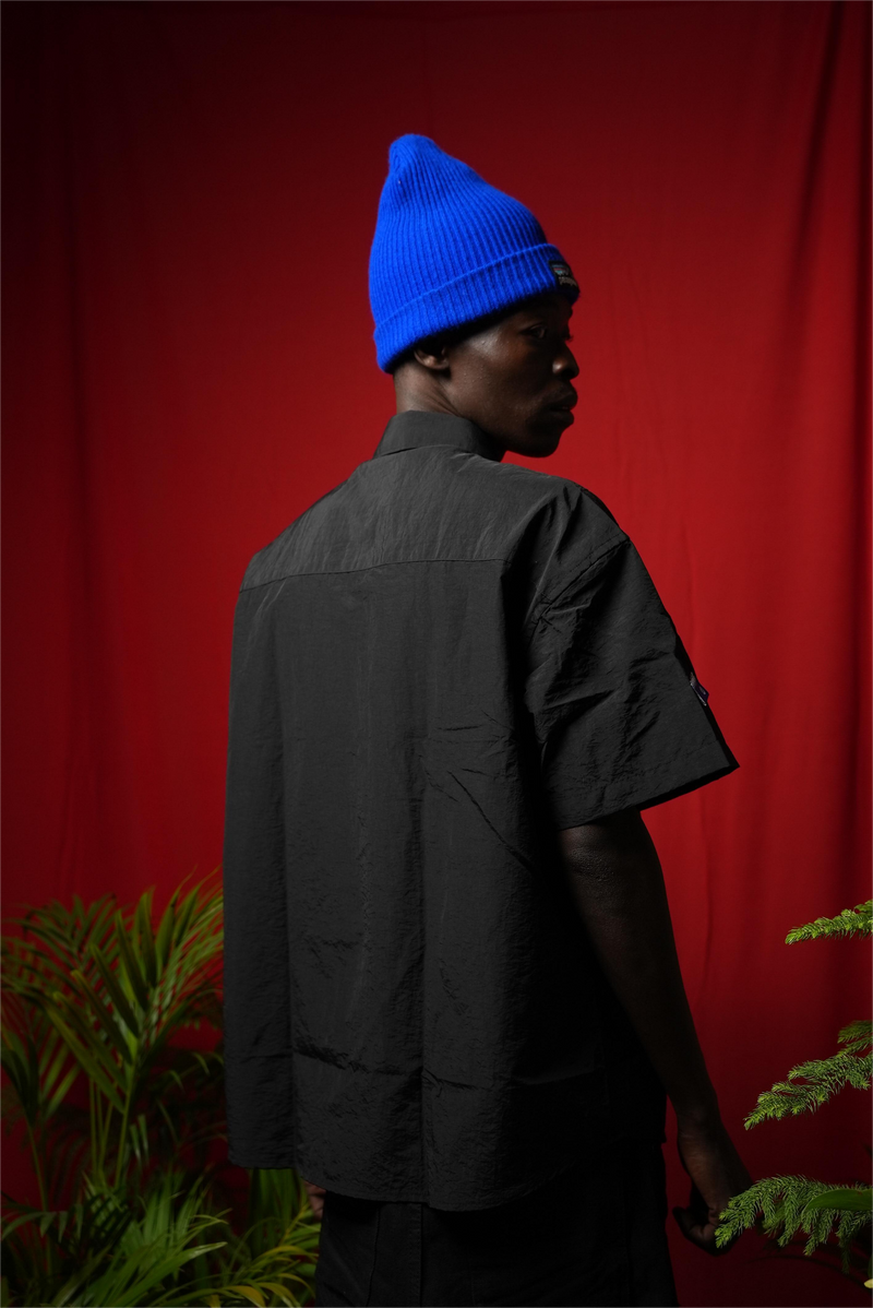 है Label Core Shirt