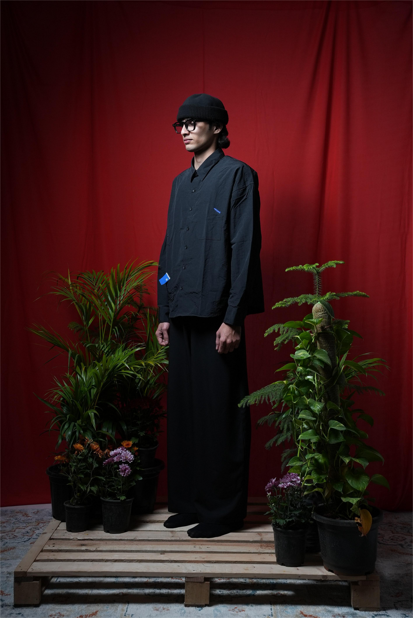 LABEL EMBROIDERED SHIRT