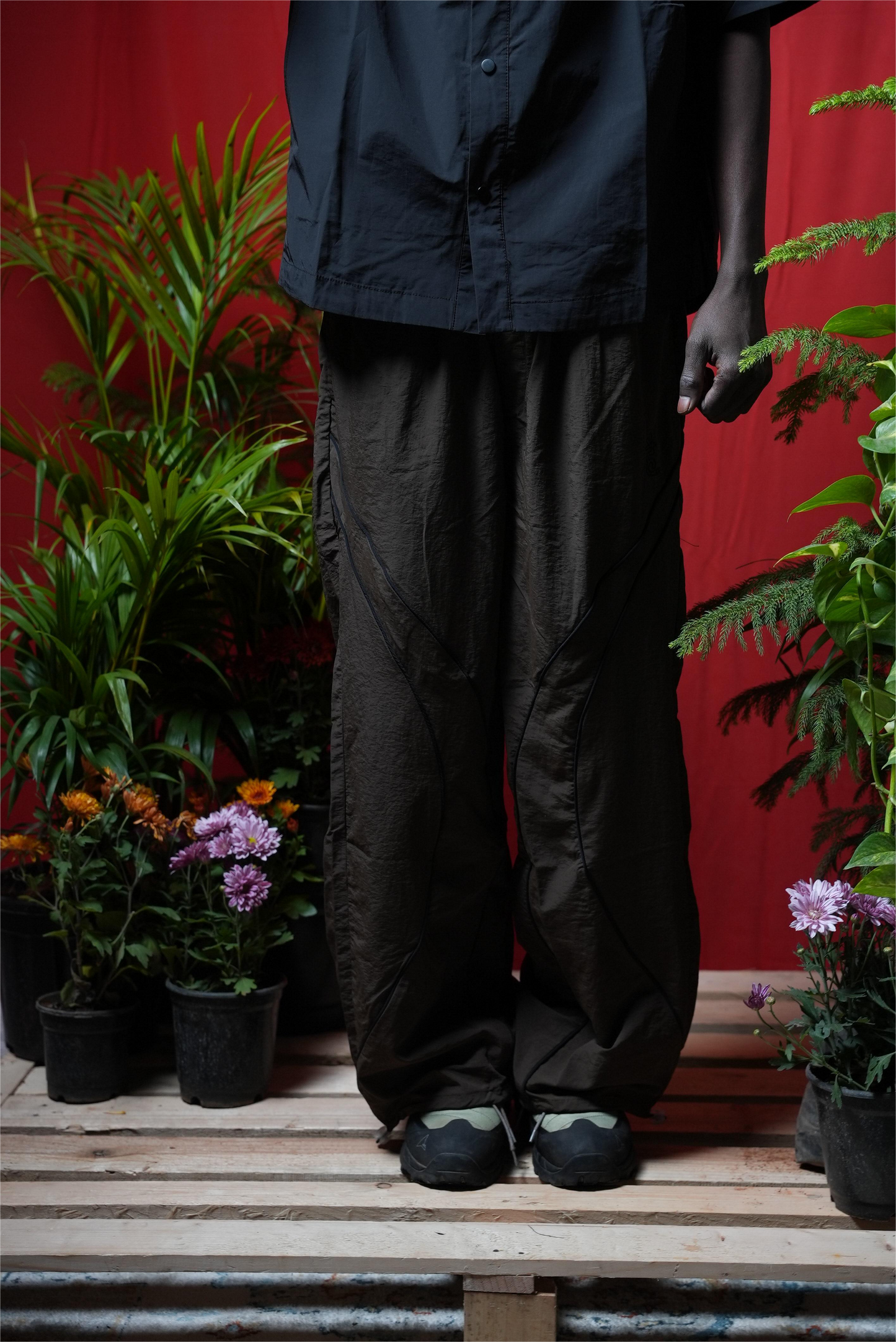 CUT&SEW NYLON TRACK PANT